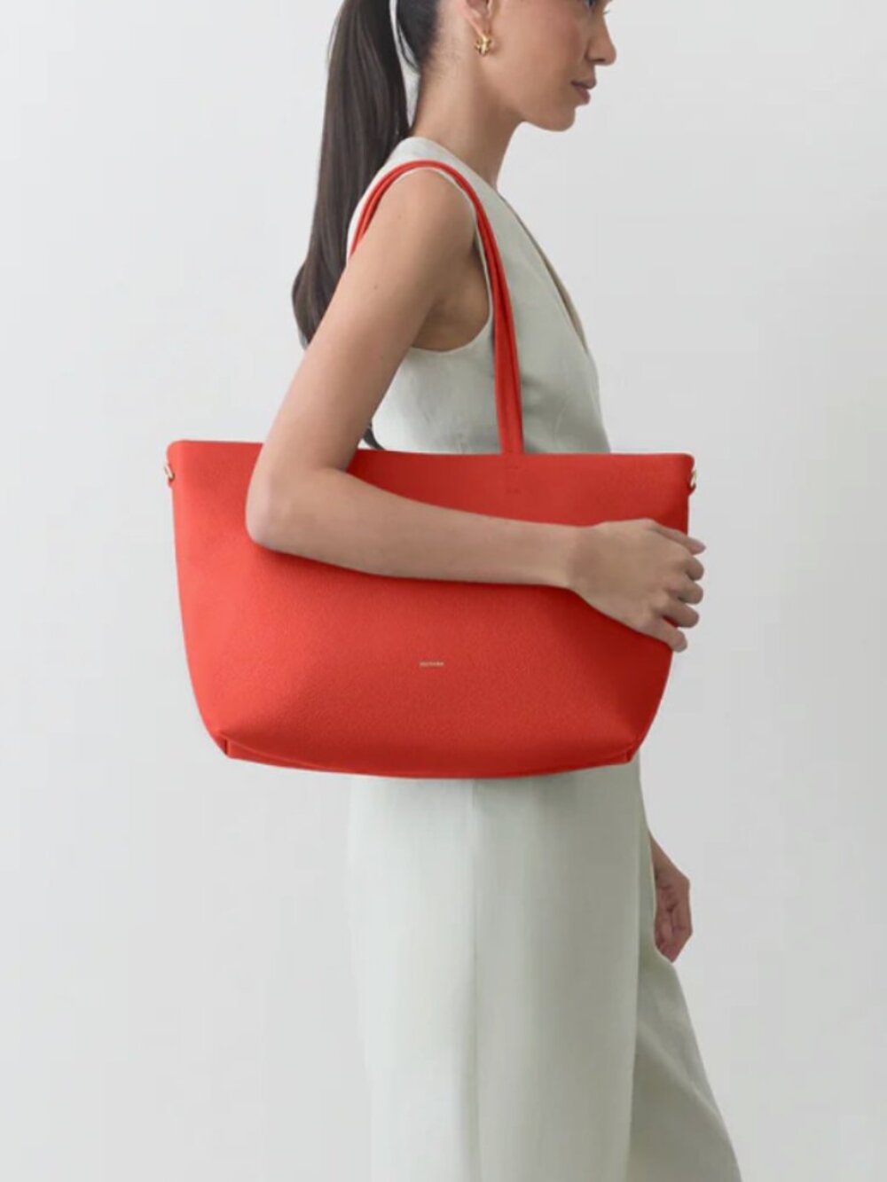 NWT Cuyana Small Easy Zipper Tote in Chili - Picture 4 of 12